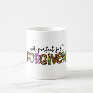 Nicht perfekt, nur vergeben kaffeetasse