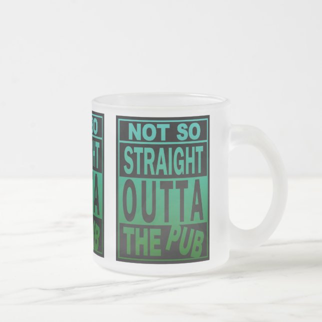 Nicht so direkt vor dem Pub Drink Spaß Mattglastasse (Rechts)