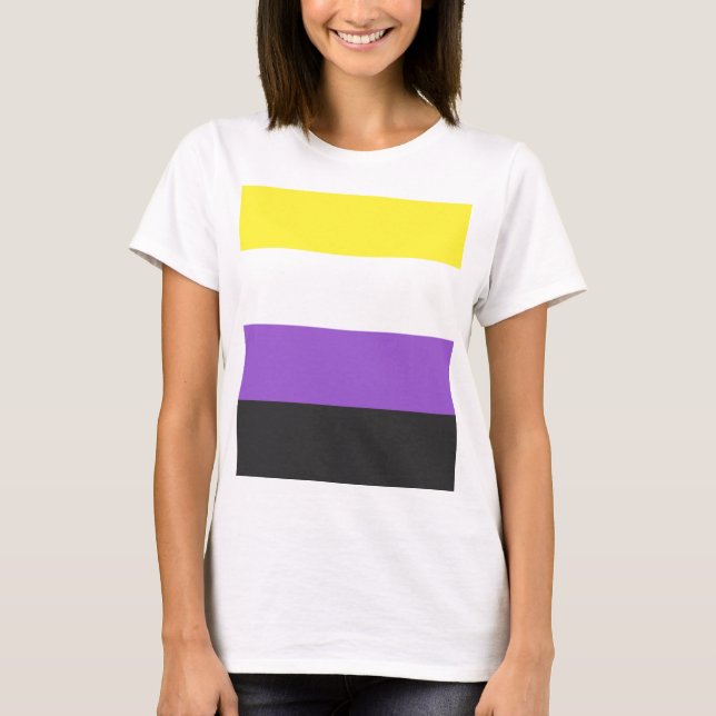 nichtbinär T-Shirt (Vorderseite)