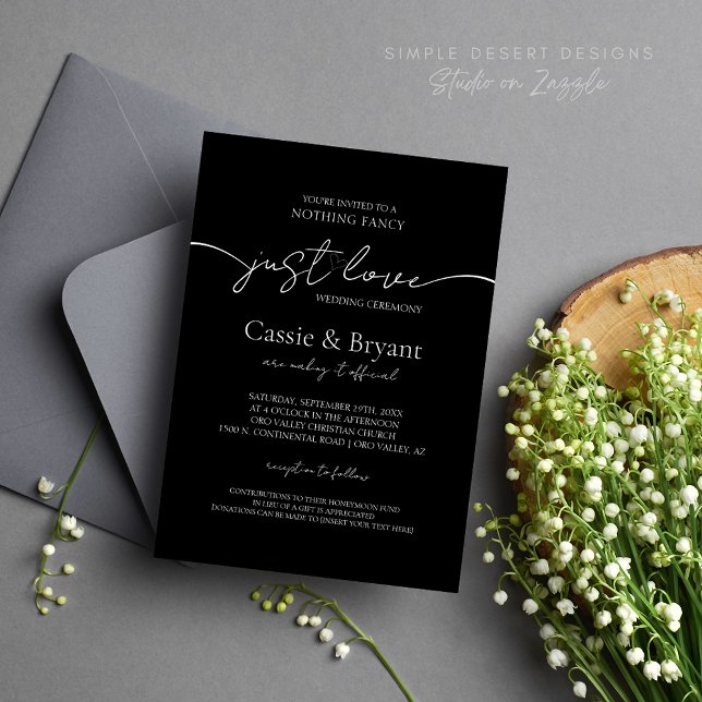 Nichts Extravagant nur Liebe Elegantes Skript Hoch Einladung (Elegant Minimal Black Wedding Invitation Nothing Fancy Just Love Theme)