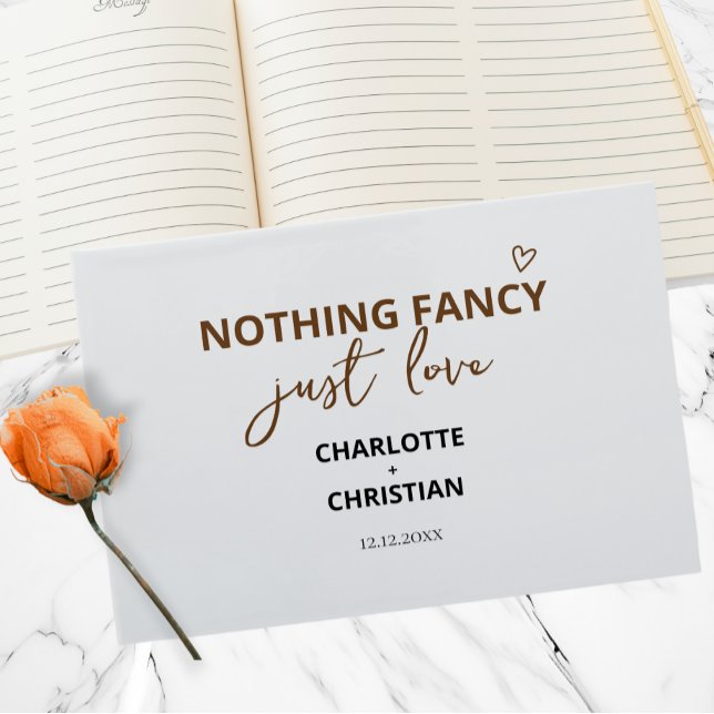 Nichts Extravagant nur Liebe Gästebuch (Nothing Fancy Just Love Guest Book from Ricaso. Colorful, bold book for newly weds & guests)