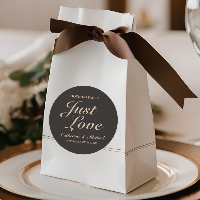 Nichts Extravagant nur Liebe Hochzeit Runder Aufkleber (Von Creator hochgeladen)