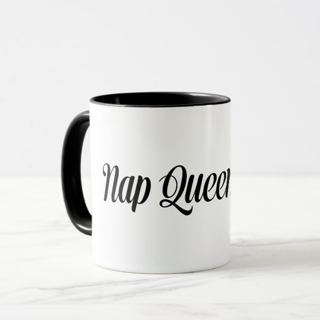 Nickerchen Queen Typografie Tasse (Vorderseite Links)