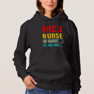 Nicu Nurin ist im Gange Bitte warten Retro Hoodie