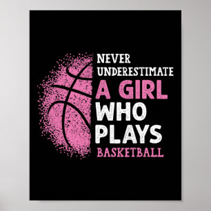 Nie ein Mädchen unterschätzen, das bysketbyll Gi s Poster