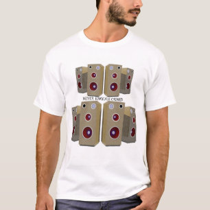 Nie genügende Kegel T-Shirt