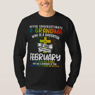 Nie unterschätzen Oma Februar Geburtstag Mo T-Shirt