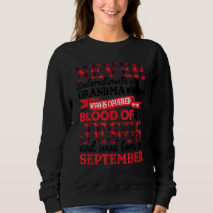 Nie unterschätzen Sie die Oma September Geburtstag Sweatshirt