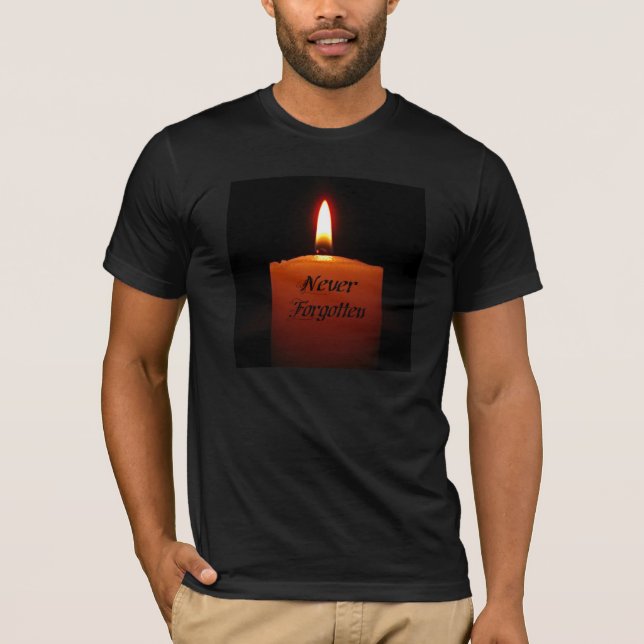 Nie vergessene Erinnerungs-Kerzen-Flamme T-Shirt (Vorderseite)