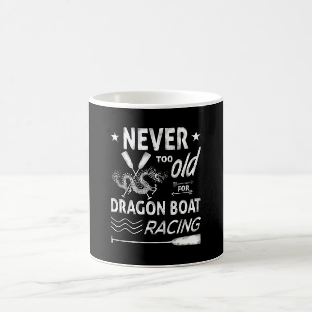 Nie zu alt für Drachenboot Rennen! Kaffeetasse (Mittel)