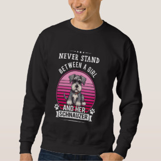 Nie zwischen einem Mädchen und ihrer Miniatur-Schn Sweatshirt