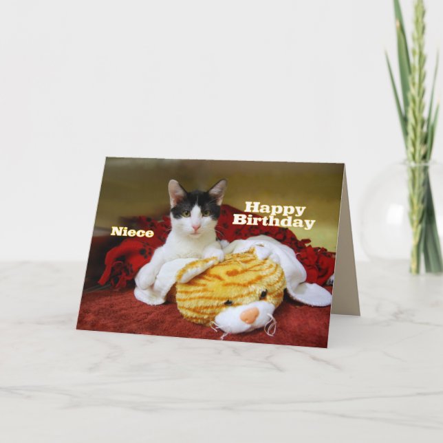 Niece Happy Birthday Kitten mit Toy Tiger Karte (Vorderseite)