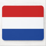 Niederländische Flagge Mousepad<br><div class="desc">Dieser mousepad Entwurf enthält einfach die niederländische Flagge. Eine große Weise,  die Niederlande zurückzurufen während am Computer.</div>