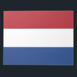 Niederländische Flagge Notizblock<br><div class="desc">Dieses Design zeichnet sich durch die Nationalflagge der Niederlande (informell als Holland bekannt) aus, ein Land, das hauptsächlich in der Western Europa und teilweise in der Karibik liegt und das größte konstituierende Land des Königreichs der Niederlande bildet. In Europa besteht es aus 12 Provinzen, die Deutschland im Osten, Belgien im...</div>