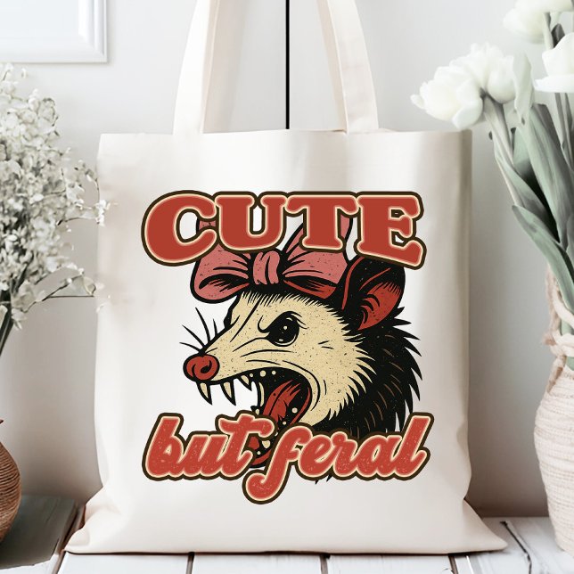 Niedlich aber Feral Possum: Vintager sarkastischer Tragetasche (This cute but feral possum design is made for anyone who loves sarcasm with style!)