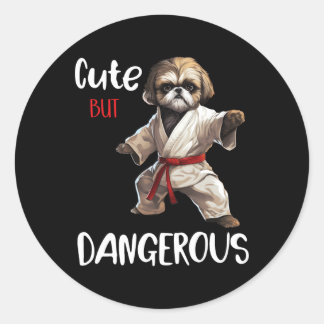 Niedlich aber gefährlich Shih Tzu Karate Kung Fu B Runder Aufkleber
