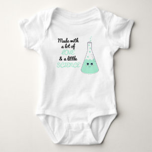 Niedlich aus Liebe und Science Beaker Green Baby Strampler
