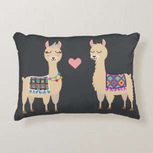 Niedlich Aztec Alpacas in Liebe Initial & Name Dekokissen