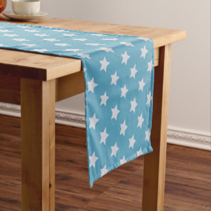 Niedlich Baby Blue Star Light Gray Repeat Muster Kurzer Tischläufer