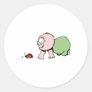 Niedlich Baby Chasing Ladybug Runder Aufkleber