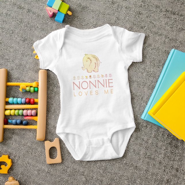 Niedlich Baby Elephant Nonnie Lieben Me Strampler (Cute Baby Elephant Nonnie Loves Me Baby Bodysuit)