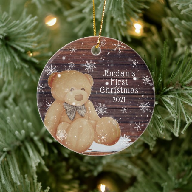 Niedlich BABY FIRST CHRISTMAS Teddy Bären Holzschn Keramik Ornament (Baum)