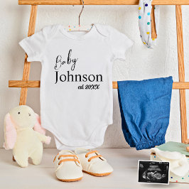 Niedlich Baby Johnson Personalisiert Est. 20XX Uni Strampler