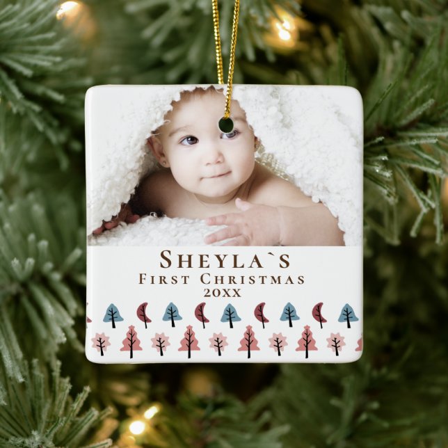 Niedlich Baby`s First Christmas Foto Keramikornament (Baum)