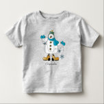 Niedlich Blue Christmas Snowman Kleinkind T - Shir Kleinkind T-shirt<br><div class="desc">🥇 ORIGINAL COPYRIGHT ART DESIGN VON Donna Siegrist NUR AUF ZAZZLE VERFÜGBAR! Weihnachts-Weihnachtsdesign-Shirt bereit für Sie zu personalisieren. ✔ HINWEIS: ÄNDERN SIE NUR DIE VORLAGEBEREICHE, DIE SIE BENÖTIGEN! 😀 Sie können den Text bei Bedarf entfernen und neu hinzufügen, was immer Sie möchten und welchen Schriftart Sie möchten. 📌 Wenn Sie...</div>