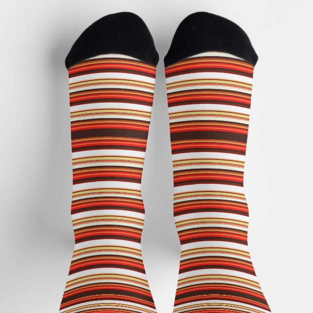 Niedlich-braune Streifen Socken (Oben)