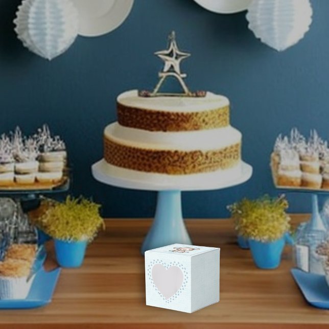 Niedlich Brown Bear Boy Blue Blanket Geschenkschachtel (Von Creator hochgeladen)