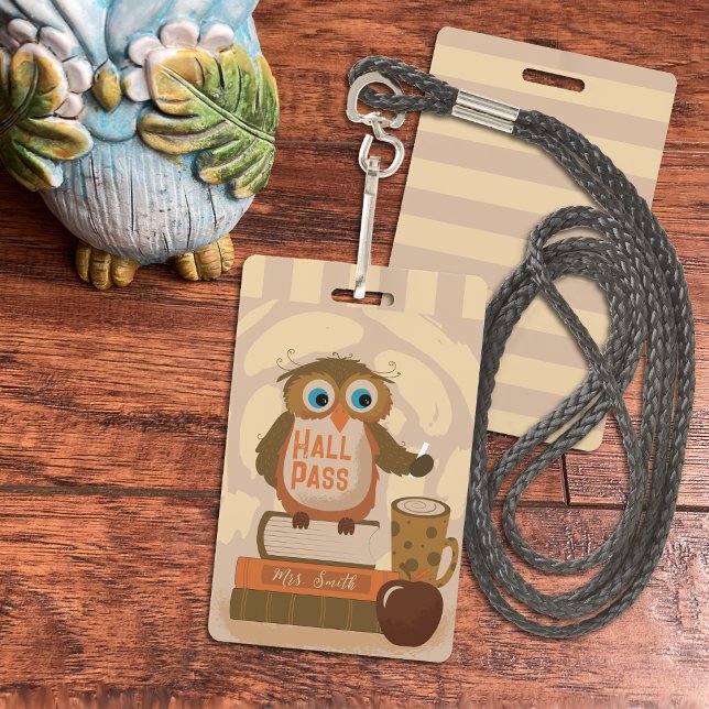 Niedlich Brown Owl Study Pass Abzeichen mit Namen Ausweis (Von Creator hochgeladen)