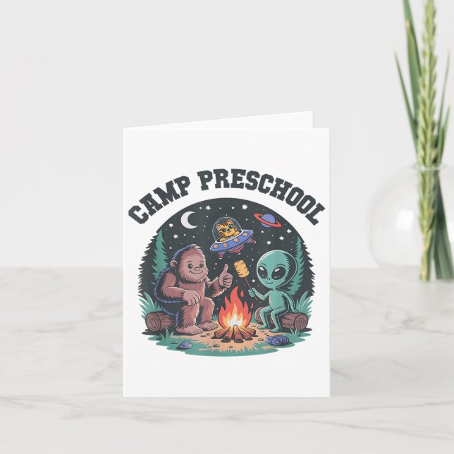 Niedlich Camp Out Preschool Tiny Bigfoot Campingpl Karte (Vorderseite)