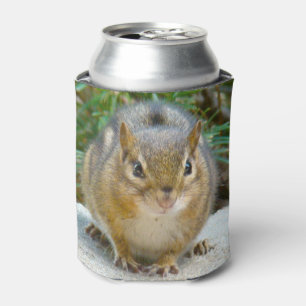Niedlich Chipmunk hat sein Auge auf dich Dosenkühler