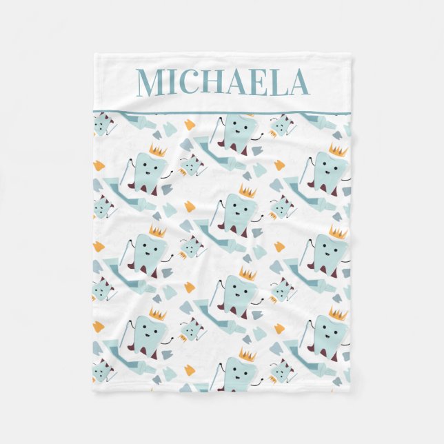 Niedlich Dentalhygienischer Zahnarztmuster weiß Fleecedecke (Vorderseite)