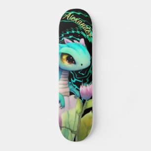 Niedlich einen Cartoon-Drache, den Ihren Namen bea Skateboard