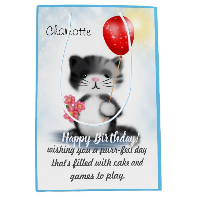 Niedlich Fluffy Kitten Art Happy Birthday Gedicht Mittlere Geschenktüte (Vorderseite)