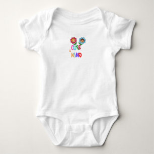 Niedlich & freundlich  baby strampler