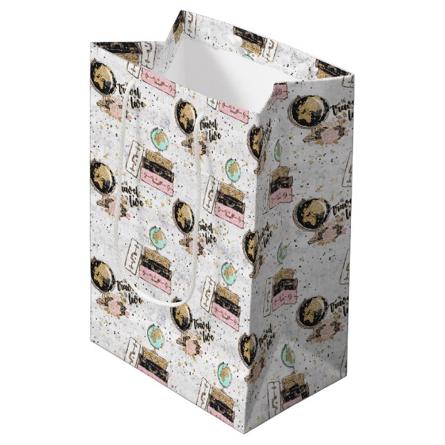 niedlich geflieste Reiseliebhaber Party Muster Mittlere Geschenktüte (Vorderseite Schrägansicht)