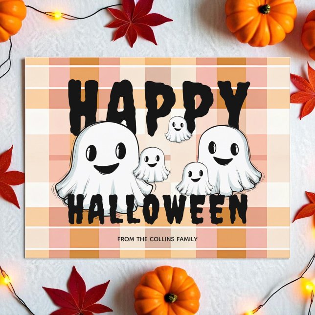 Niedlich Ghost Family Moderne Orange Happy Hallowe Feiertagspostkarte (Cute Ghost Family Modern Orange Happy Halloween Holiday Postcard)