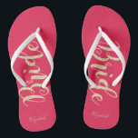 Niedlich Gold Glitzer Bridge - Personalisiert Flip Flops<br><div class="desc">Niedliche goldglänzende Braut mit deinem Namen. Wählen Sie den Kostümknopf,  um Stil,  Farbe und Größe der Schriftart zu ändern.Jedes Mädchen würde Liebe haben,  dieses elegante und stilvolle Design zu haben.</div>