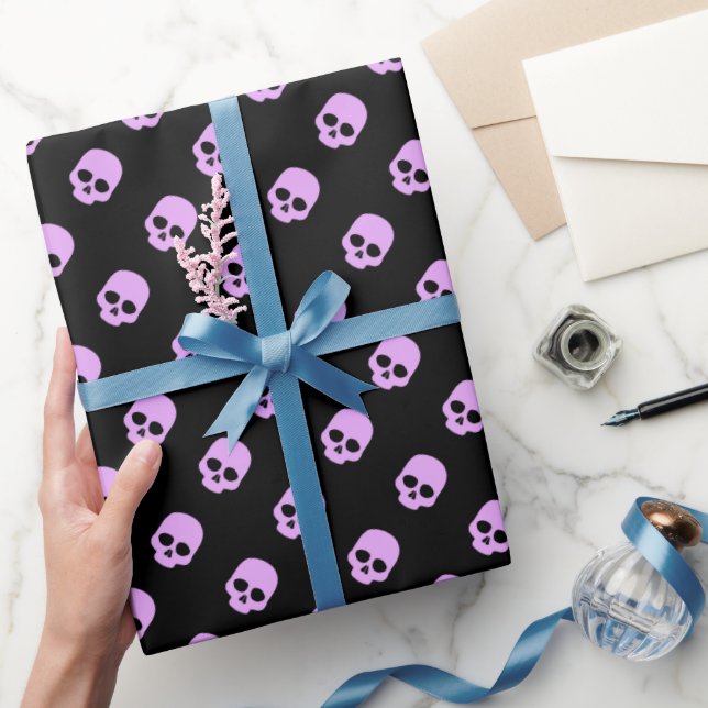 Niedlich Goth Pink Skulls Geschenkpapier (Schenken)