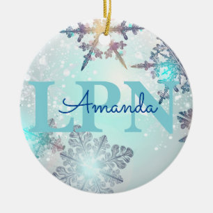 Niedlich Ice Blue Snowflake Personalisierter Name Keramik Ornament