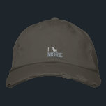 Niedlich Ich bin mehr Zitat Rosa Vintag Grau Bestickte Baseballkappe<br><div class="desc">Personalisiert Ich bin mehr Zitat,  Vintage,  rustikal graue Baseballkappe,  bestickt in Rosa und Weiß. Eine motivierend Geburtstags- oder Geschenkidee.</div>