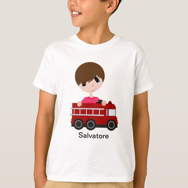 Niedlich, Junge mit Feuer-LKW T-Shirt (Vorderseite)