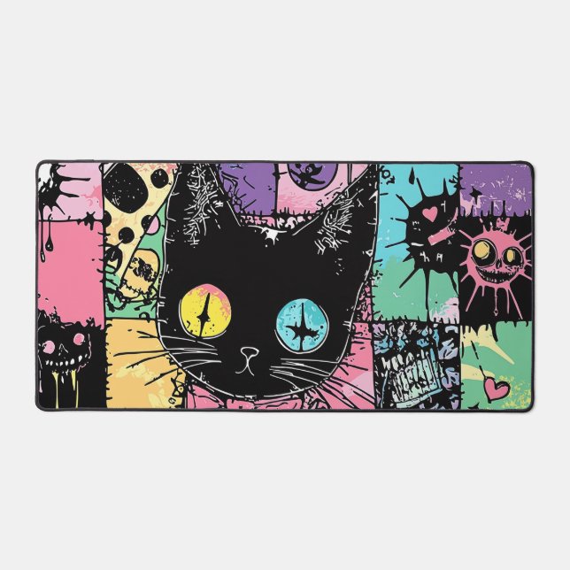 Niedlich Kawaii Pastel Goth Patchwork Creepy Cat Schreibtischunterlage (Vorderseite)