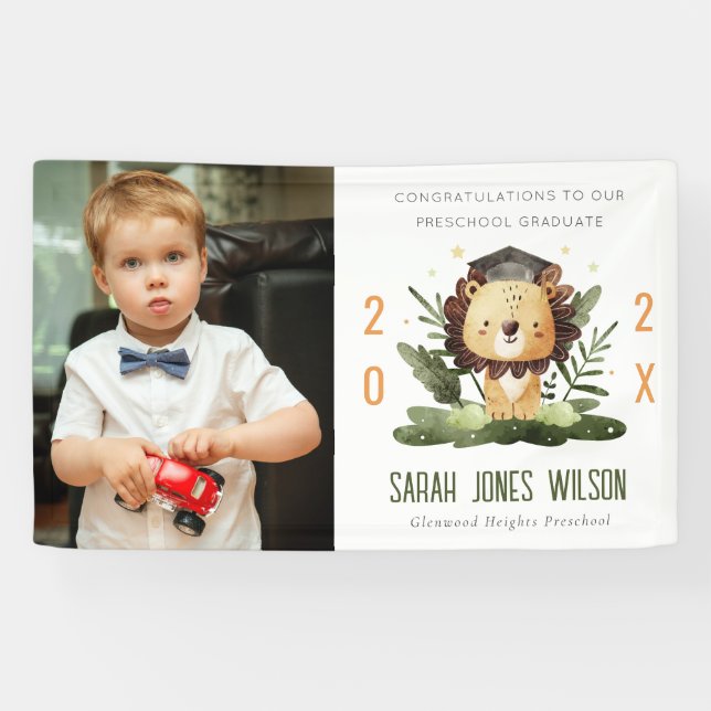 Niedlich Kids Lion Foliage Foto Vorschule Abschlus Banner (Horizontal)