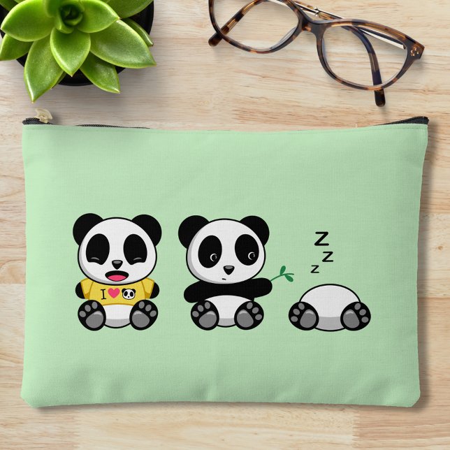 Niedlich Little Pandas auf Green Zubehörtasche (Von Creator hochgeladen)