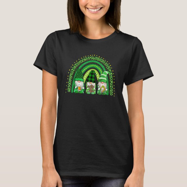 Niedlich Lucky Rainbow Gnome Happy St Patricks Day T-Shirt (Vorderseite)