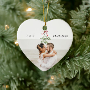 Niedlich Mistletoe Newlyweds Wedding Foto Monogram Keramik Ornament